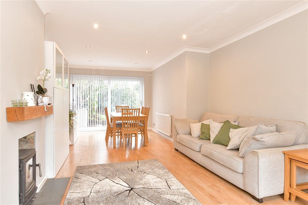 Property photo 2 of 9 Lounge/Diner