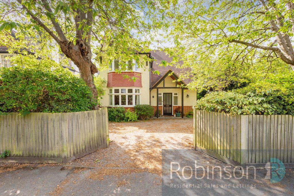 Property photo 1 of 17 17 Linden Avenue-8