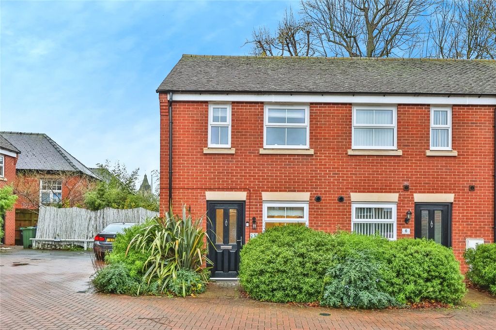 Property photo 1 of 20 Picture No. 06