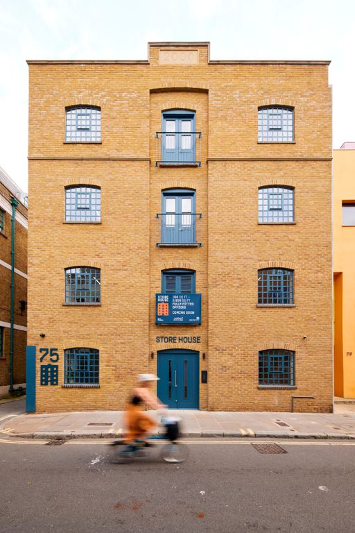 Property photo 1 of 5