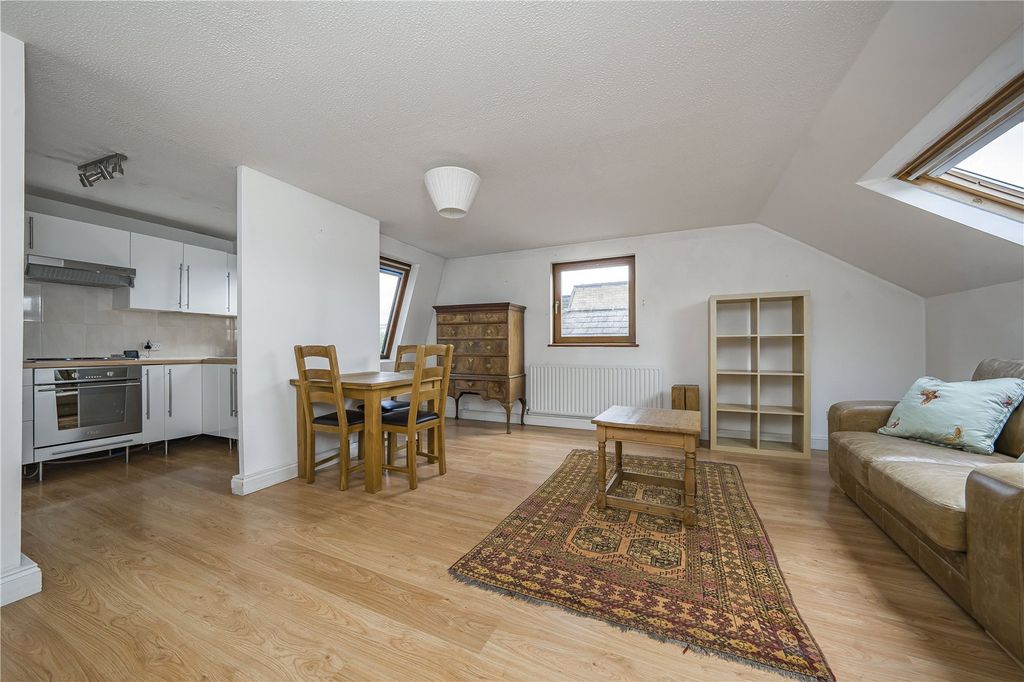 Property photo 2 of 11 Picture No. 09