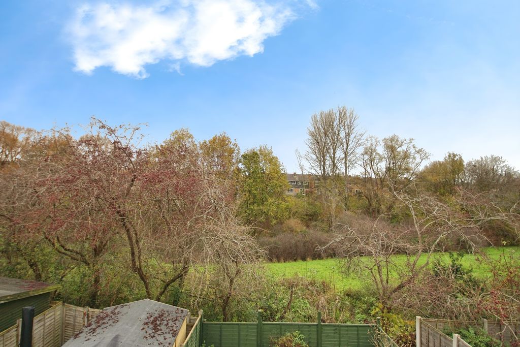 Property photo 2 of 16 Pbox-Img.Jpg