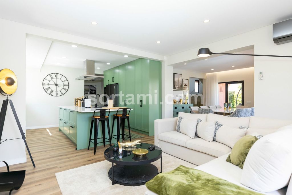Property photo 3 of 30