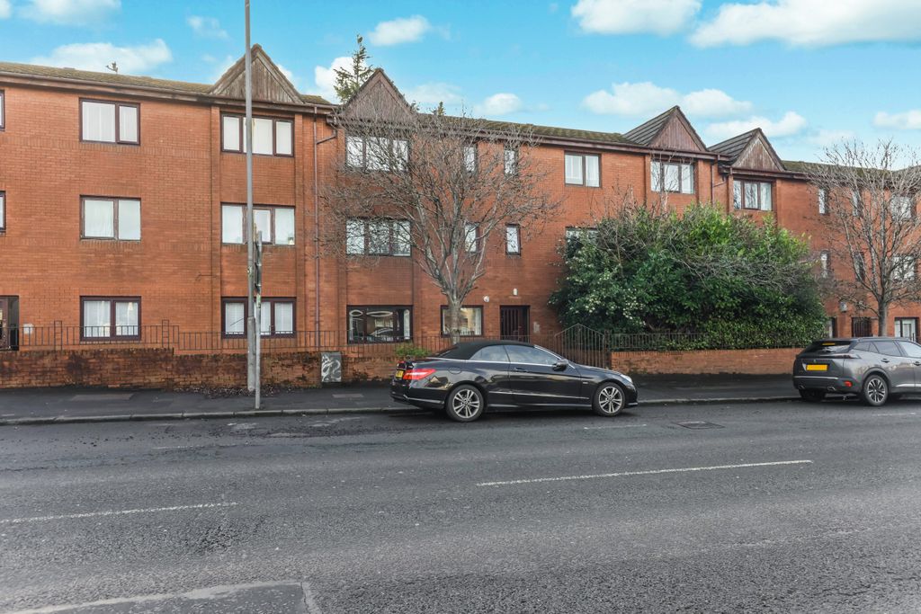 Property photo 1 of 13 External