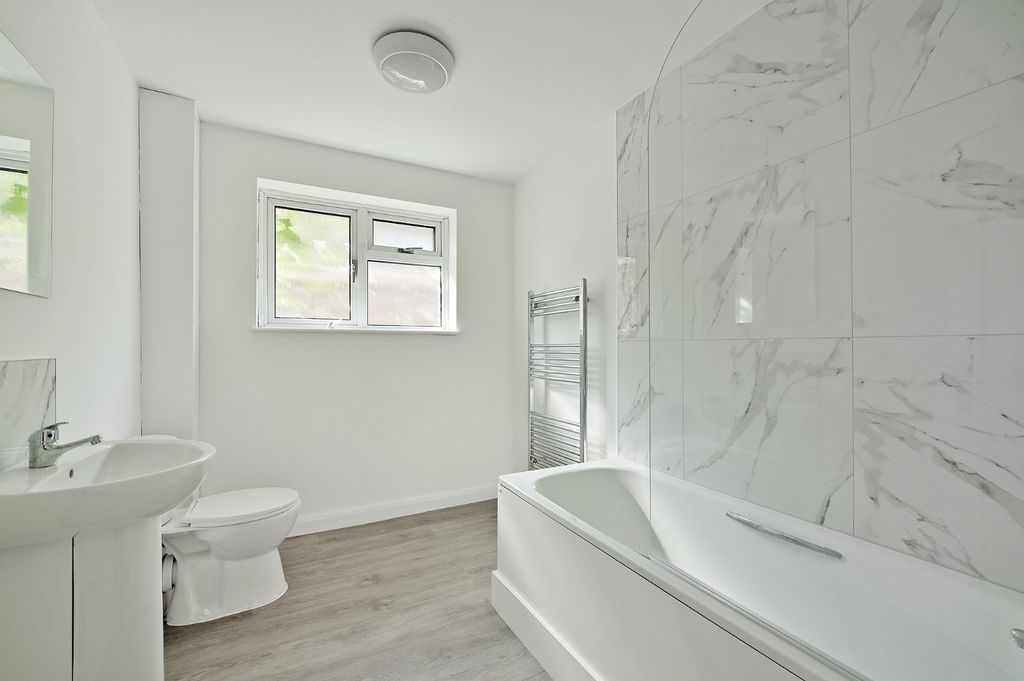 Property photo 3 of 10 Picture No. 03