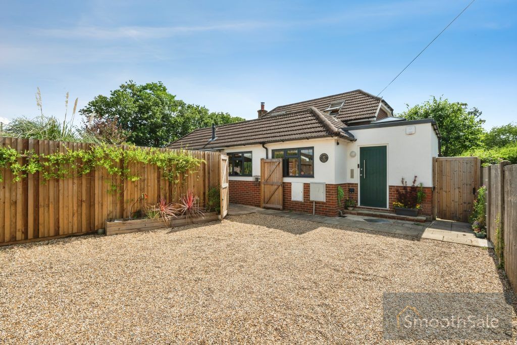 Property photo 3 of 32