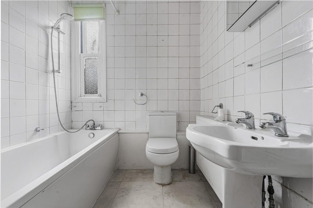 Property photo 3 of 17 19_59715.Jpg