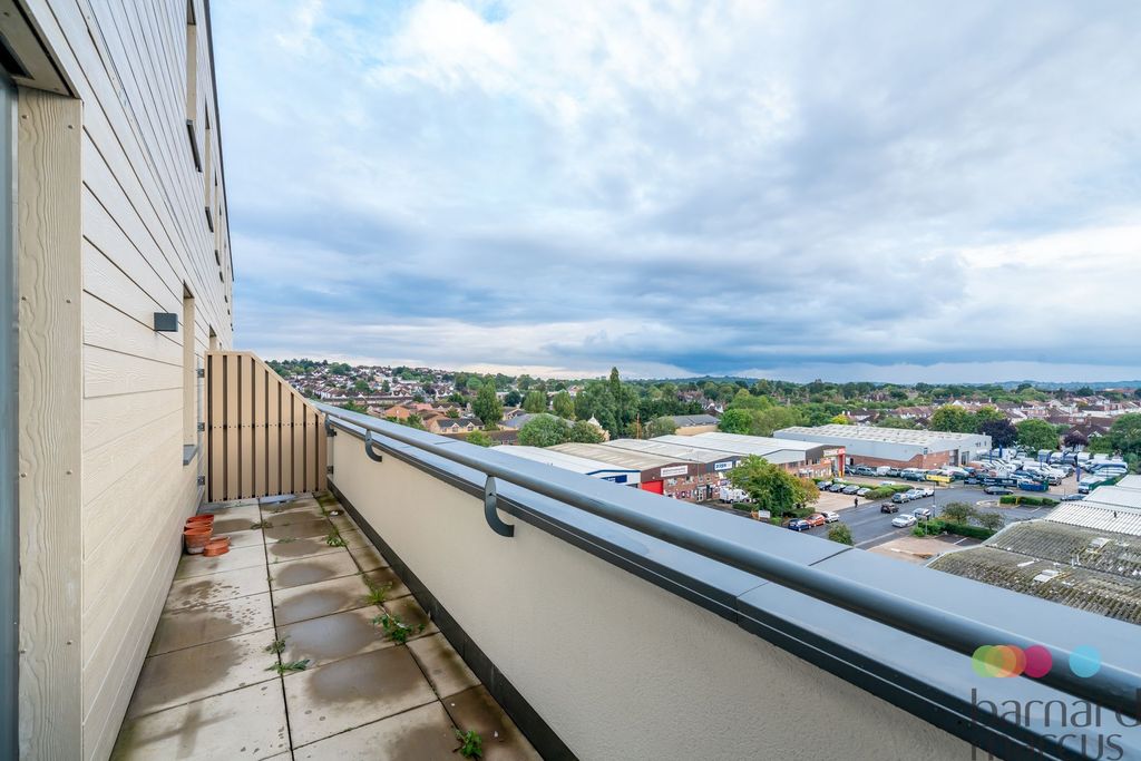 Property photo 2 of 14 Balcony
