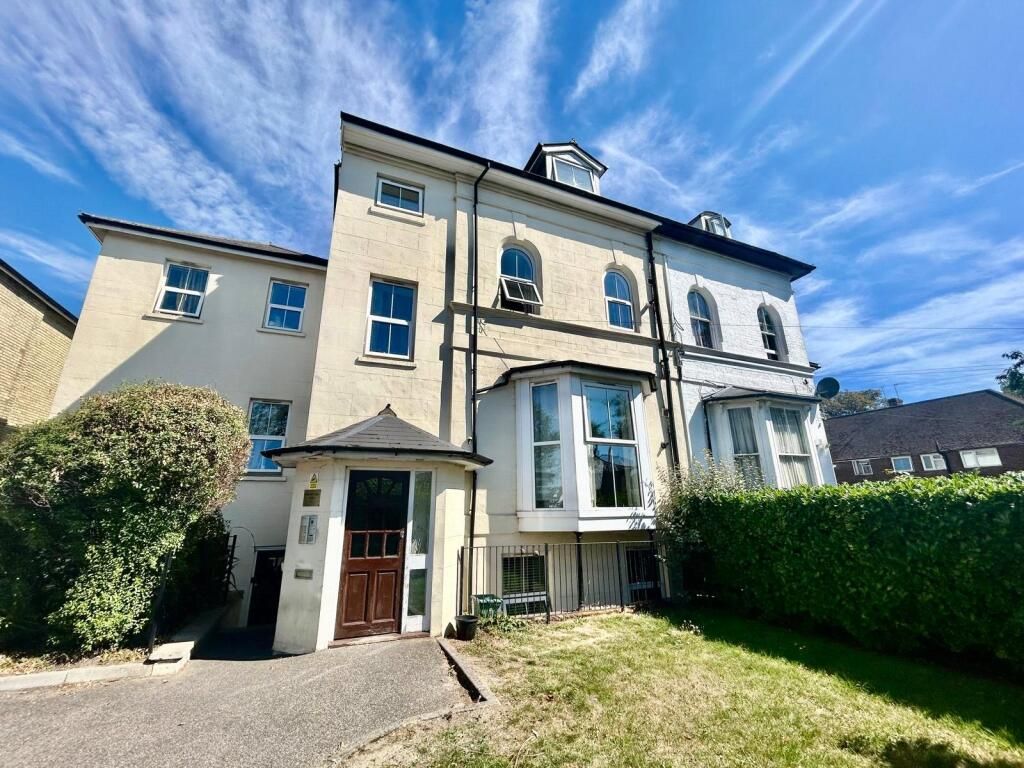 Property photo 1 of 6