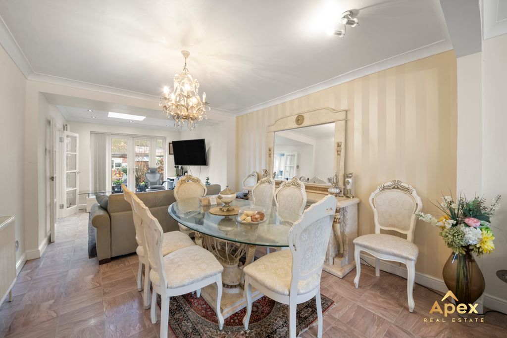 Property photo 3 of 18 Dsc_2592