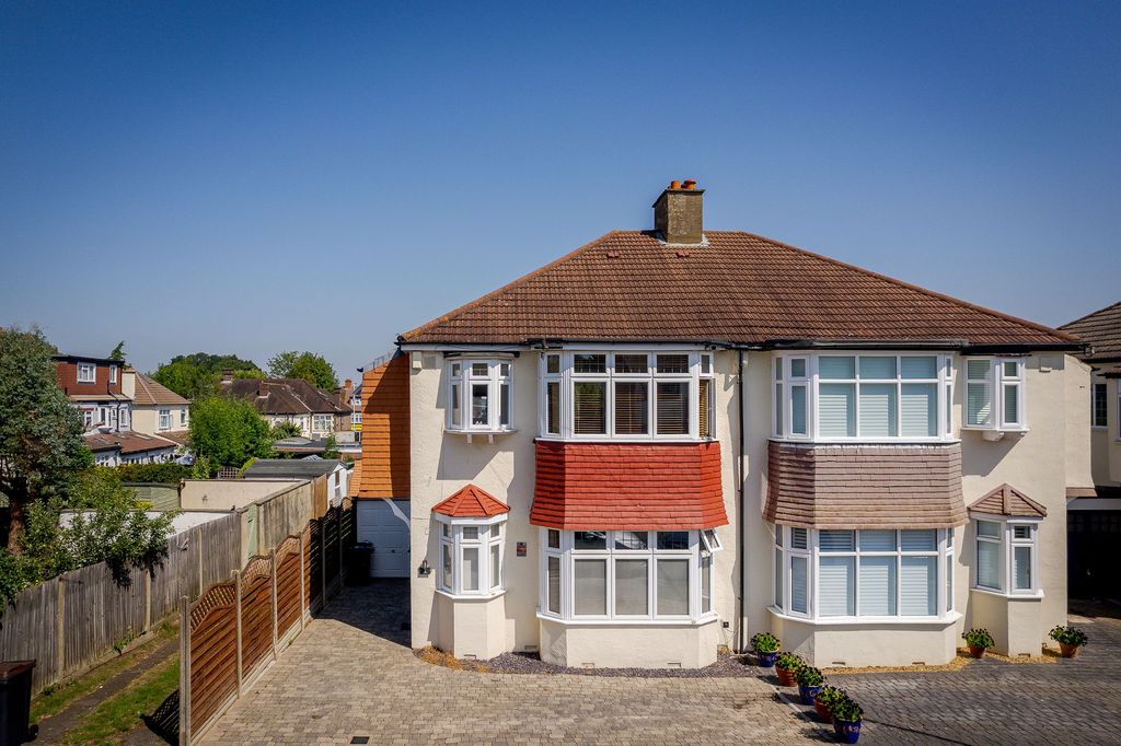 Property photo 1 of 19