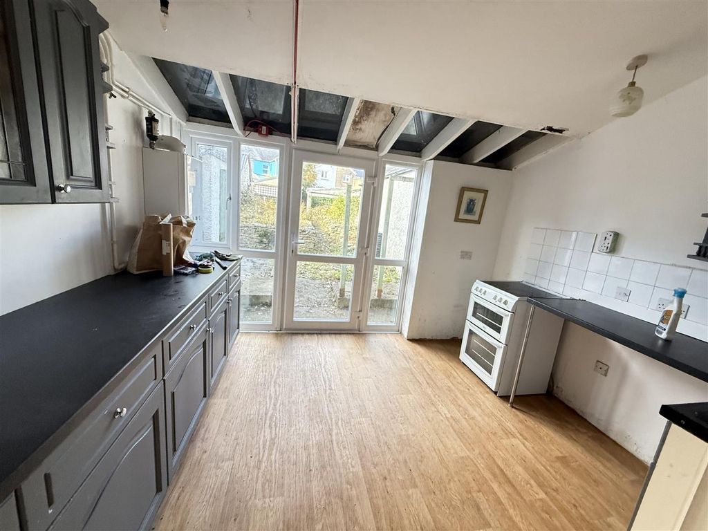 Property photo 3 of 23 Img_0103.Jpeg