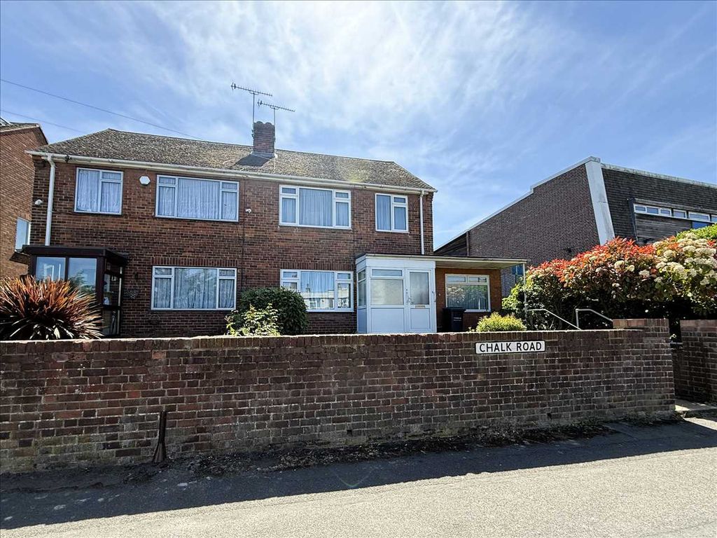 Property photo 2 of 22