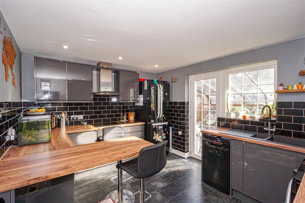 Property photo 2 of 20 Dsc08028.Jpg