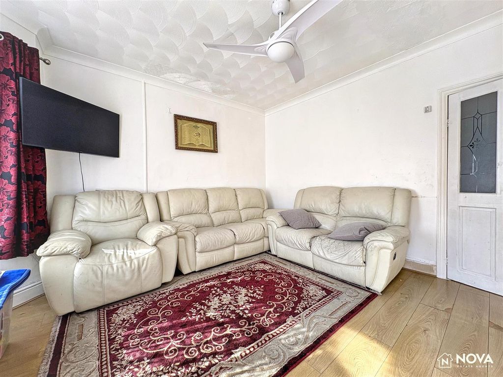 Property photo 2 of 17 Img_8892.Jpg