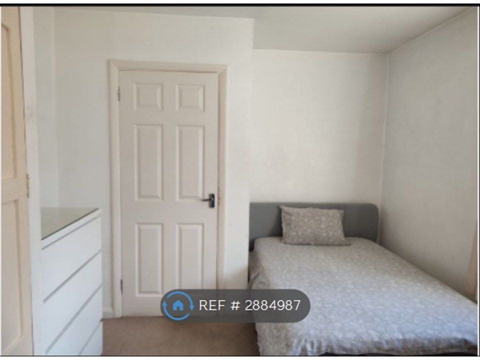 Property photo 3 of 26