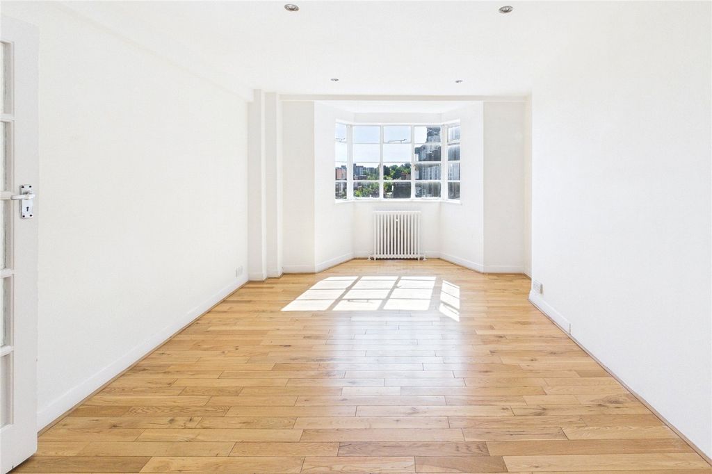 Property photo 2 of 12 Picture No. 06