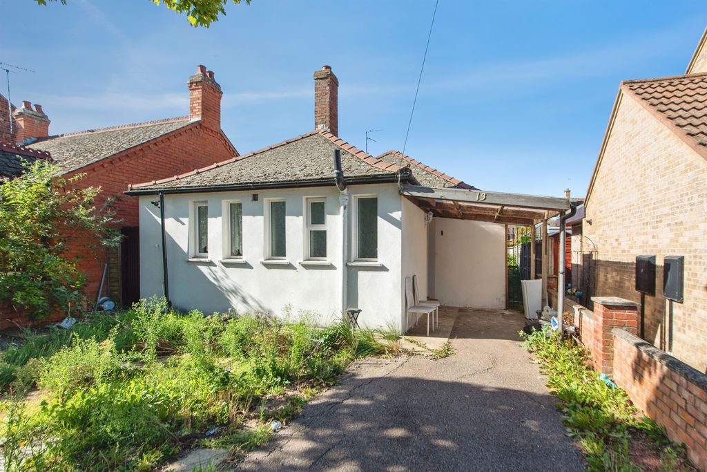 Property photo 1 of 13