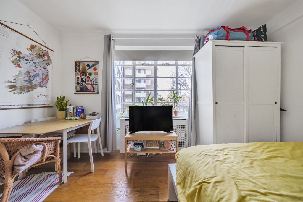 Property photo 3 of 10