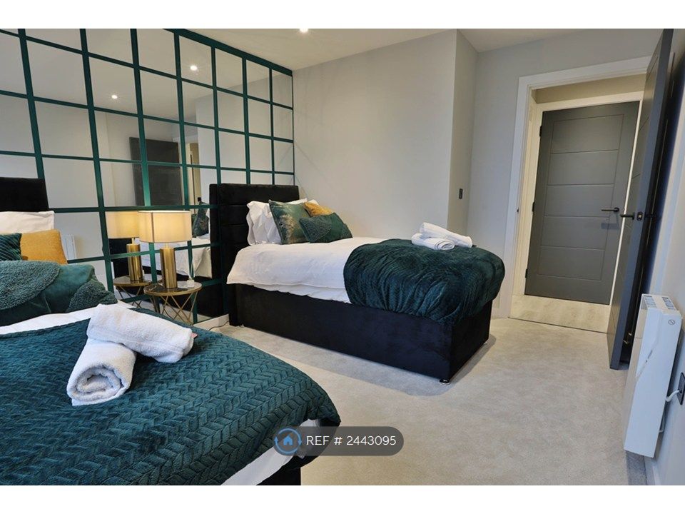 Property photo 3 of 35