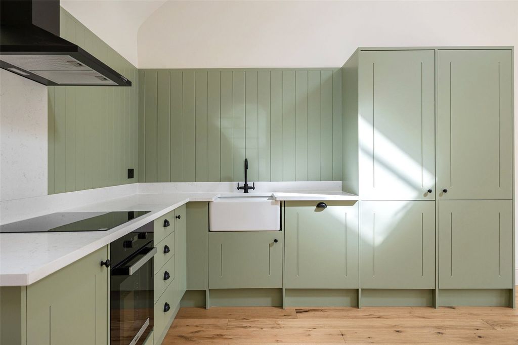 Property photo 3 of 5 The Courtyard