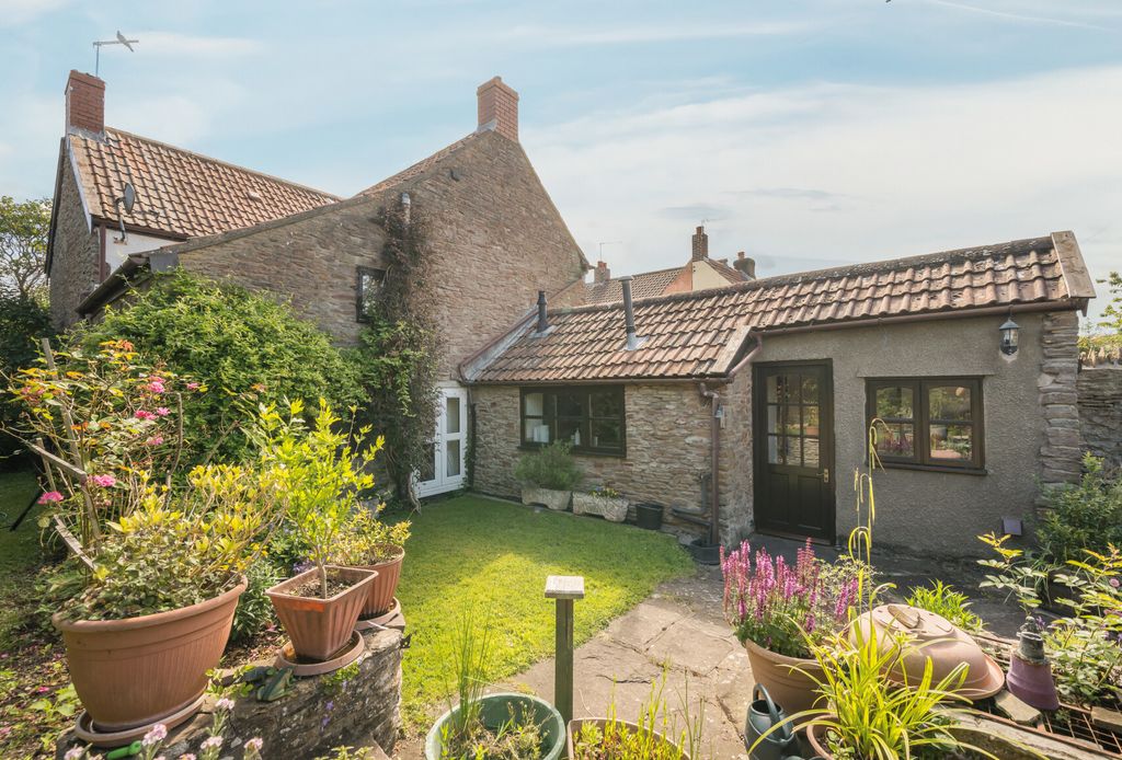 Property photo 1 of 23 Garden