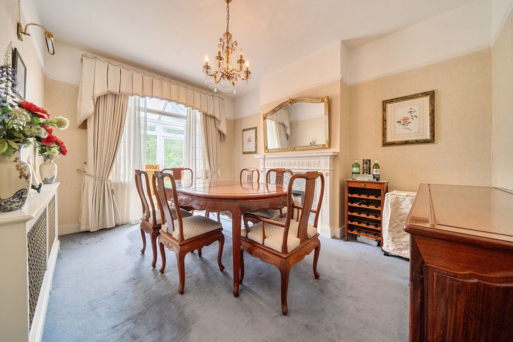 Property photo 3 of 27 1453044-3-6A01d74...