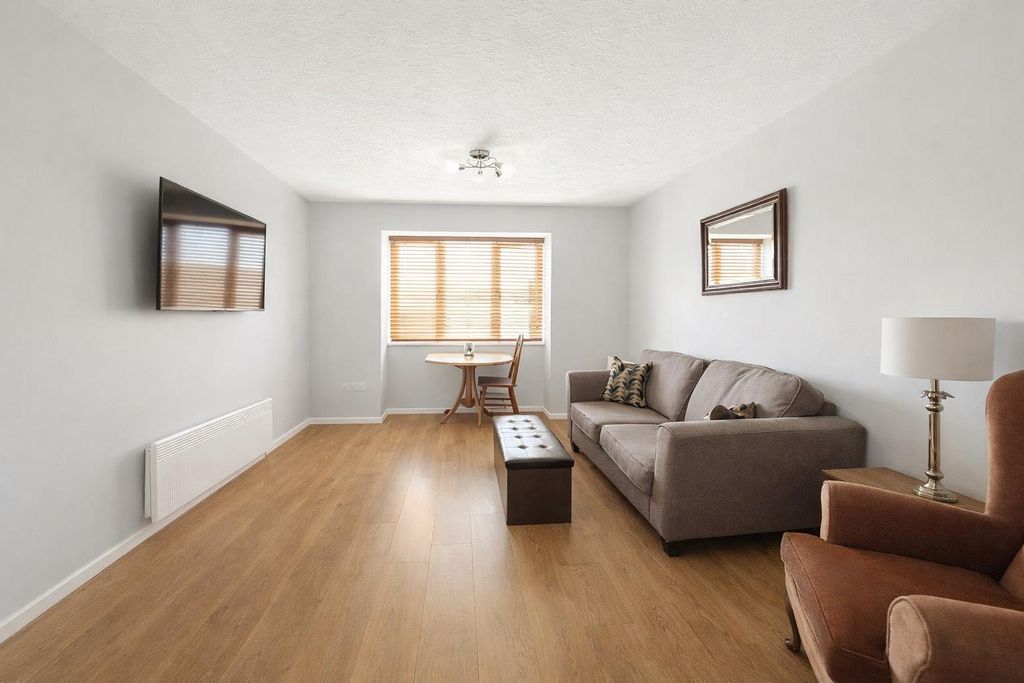 Property photo 2 of 14 2dc5F35F-9dc0-4936-Bbdc-723A653A2273.Png