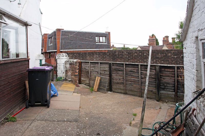 Property photo 2 of 4 Photo 9