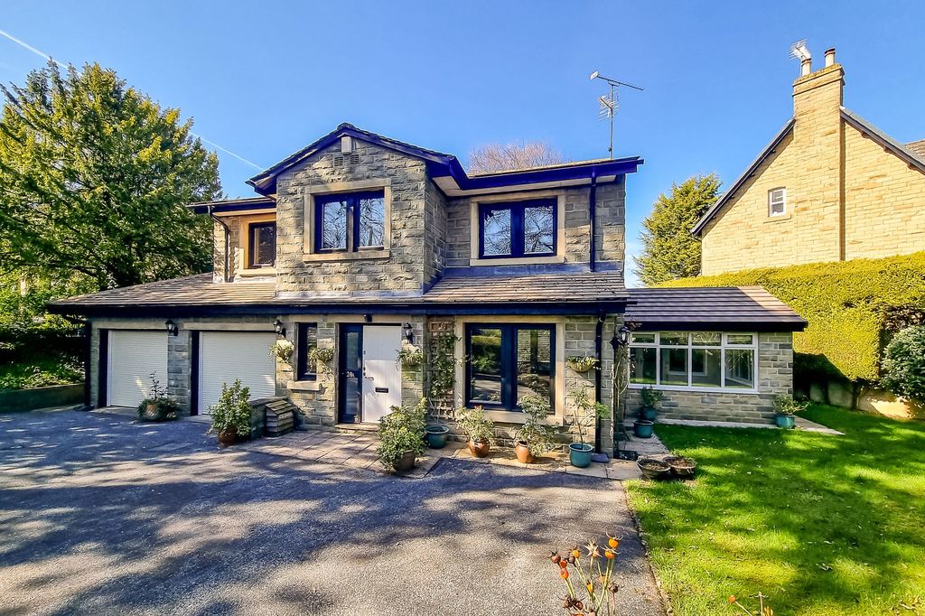 Property photo 1 of 28
