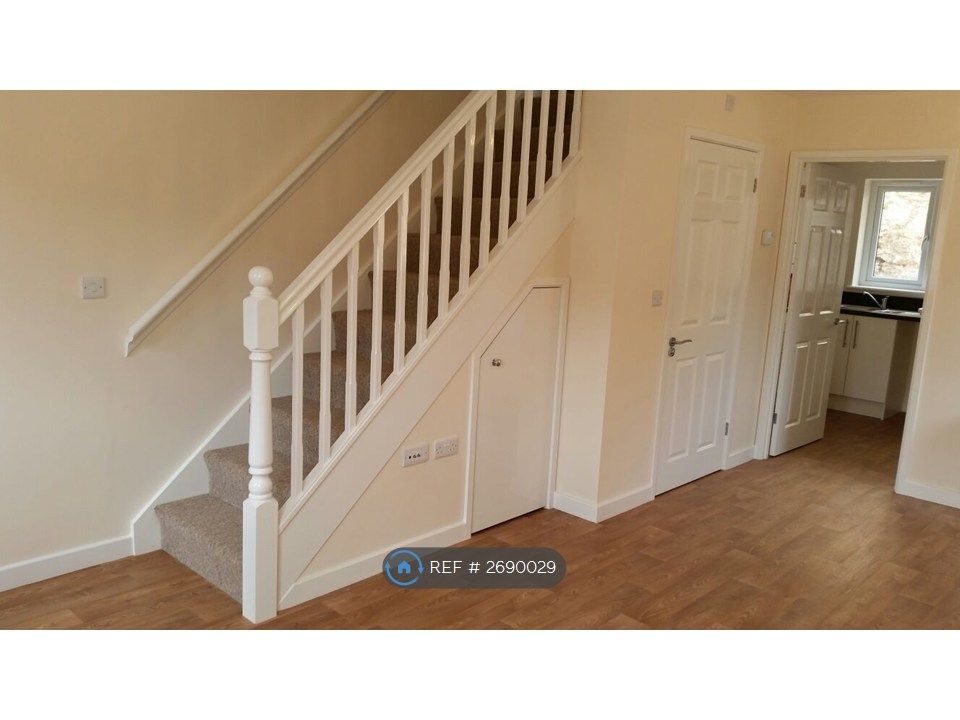 Property photo 3 of 21