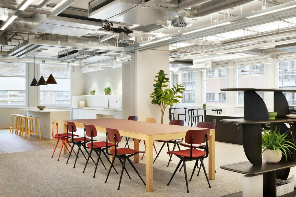 Property photo 2 of 23 260108_Oliversyard_2Ndfloor_009_Medium.Jpg