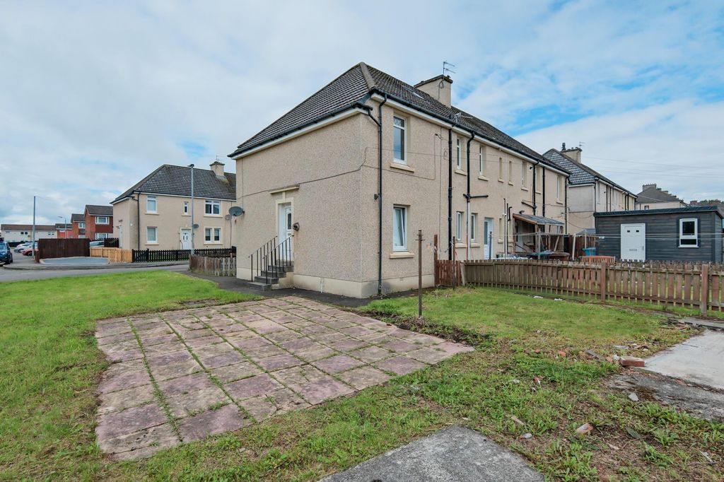 Property photo 2 of 29