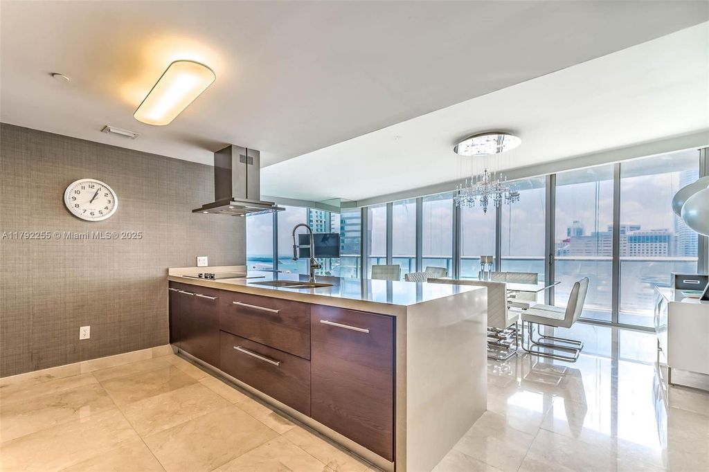Property photo 2 of 20 <Alttext/>