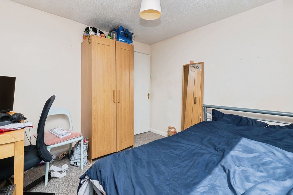 Additional image 18 of 4 bed maisonette for saleStaple Hill Road, Bristol BS16