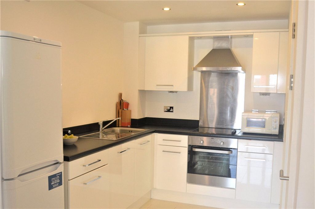 Property photo 3 of 5 Picture No. 02