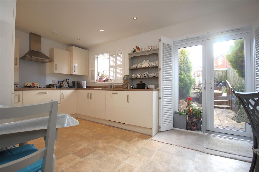 Property photo 2 of 19 Img_1516.Jpg