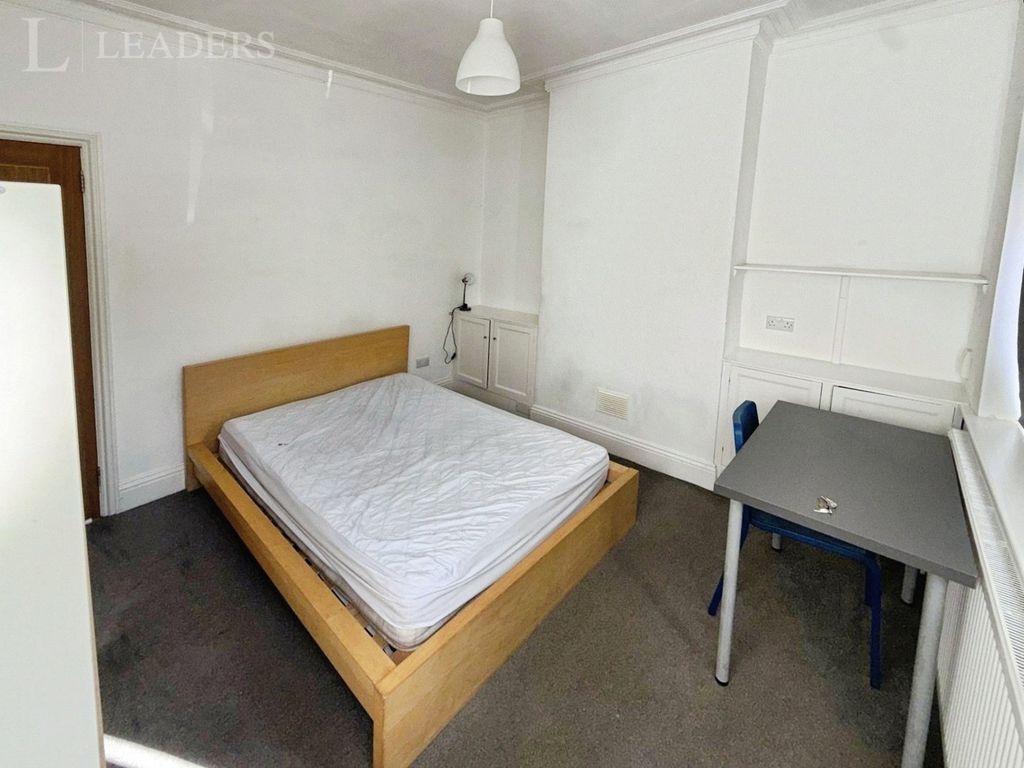 Property photo 2 of 7 Pbox-Img.Jpg