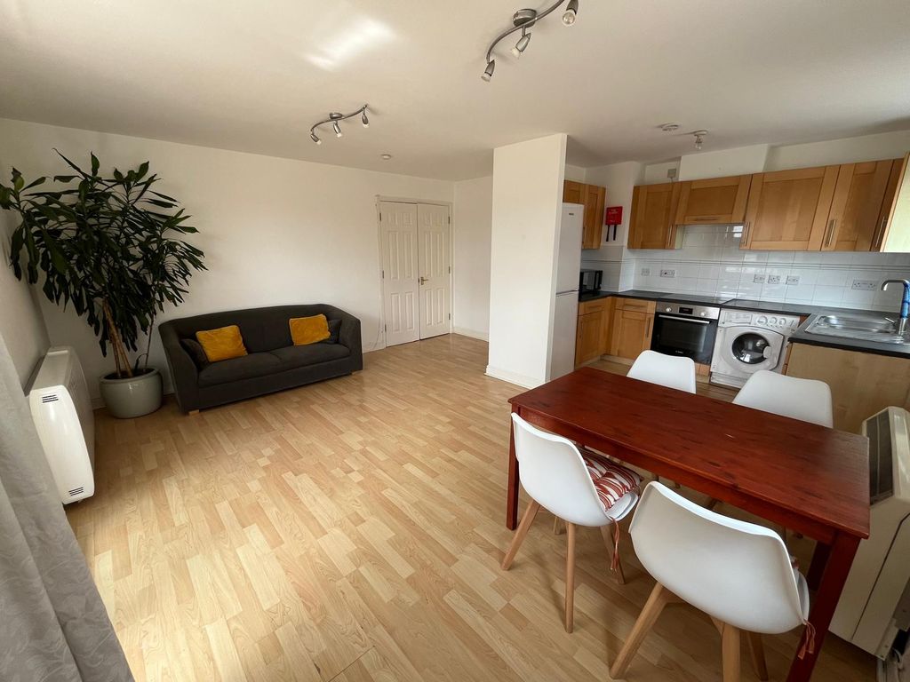 Property photo 2 of 12