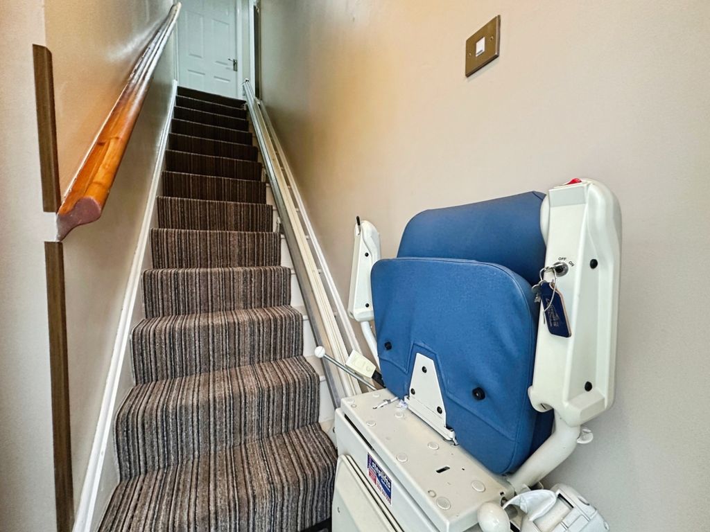 Property photo 2 of 11 Pbox-Img.Jpg