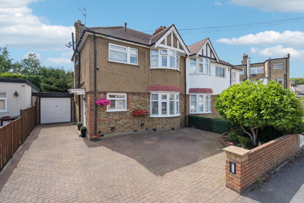 Property photo 1 of 13