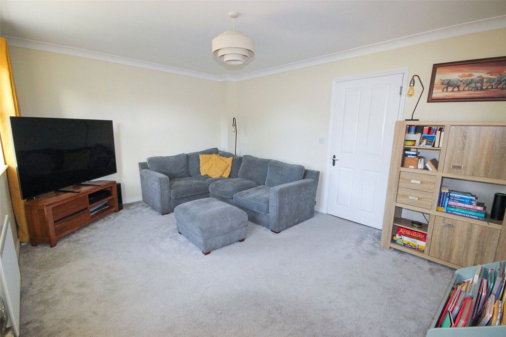 Property photo 3 of 25 Picture No. 17