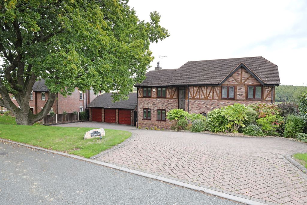Property photo 1 of 61