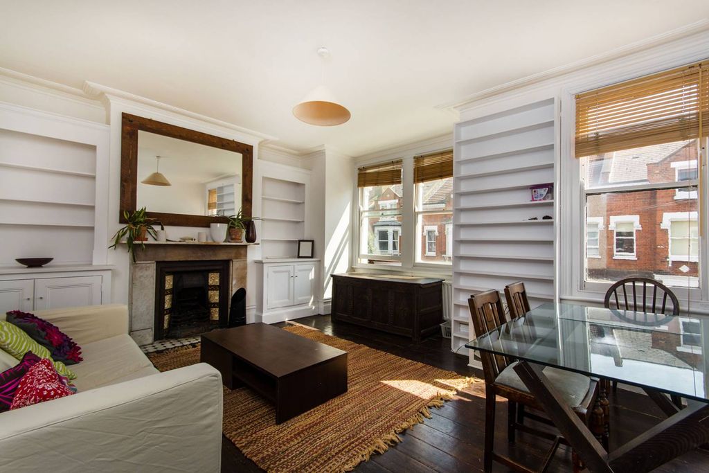 Property photo 1 of 5
