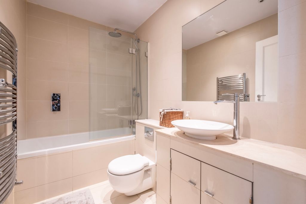 Additional image 11 of 3 bed flat for saleKings Road, Richmond TW10