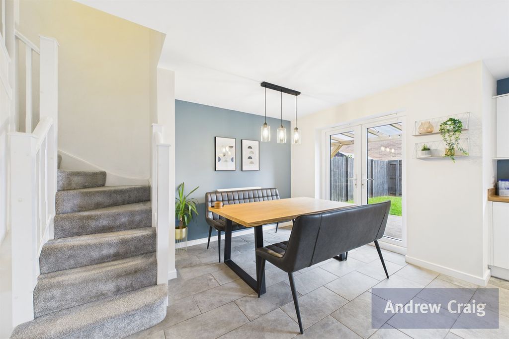 Property photo 3 of 17 Kitchen/Diner