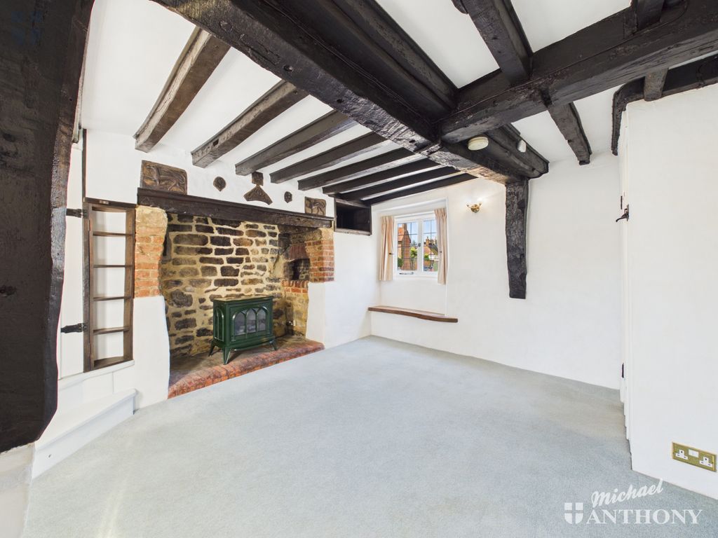 Property photo 3 of 17 Cam03852G0-Pr0639-Still008