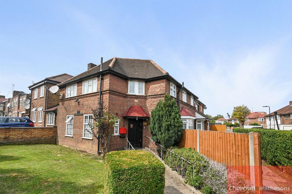 Property photo 3 of 20