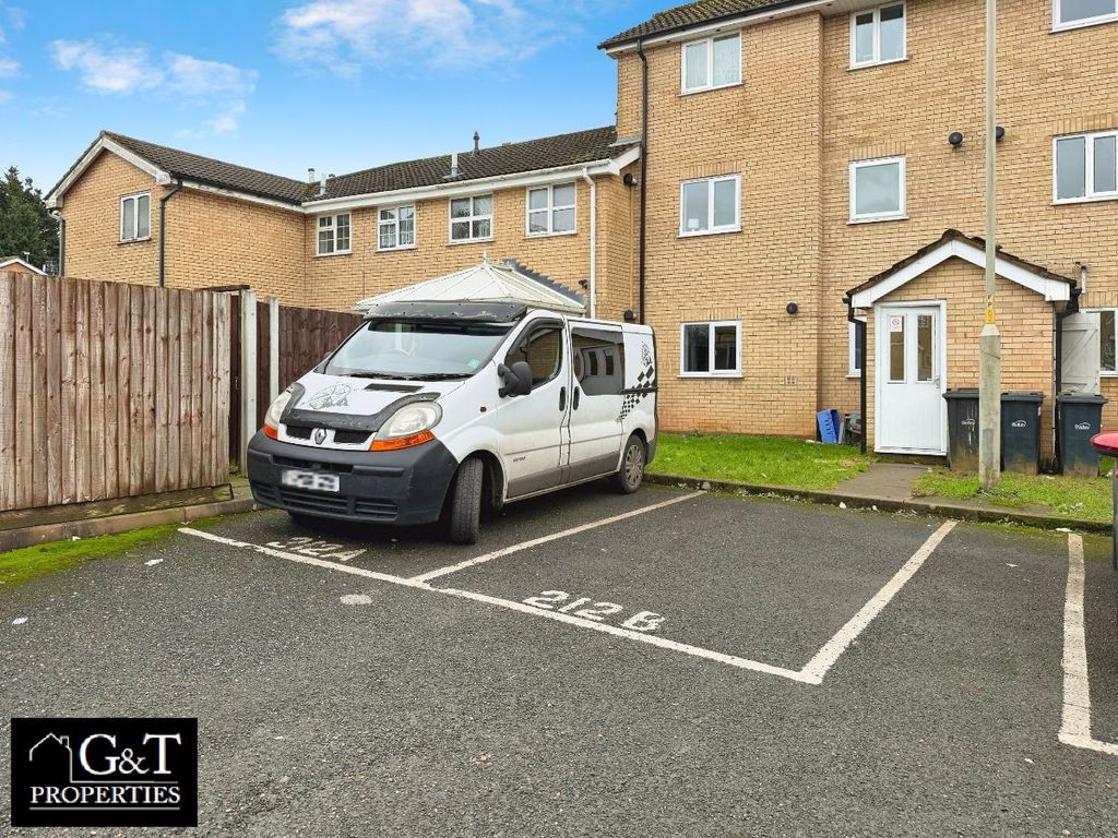 Property photo 2 of 14 Allocated Parking