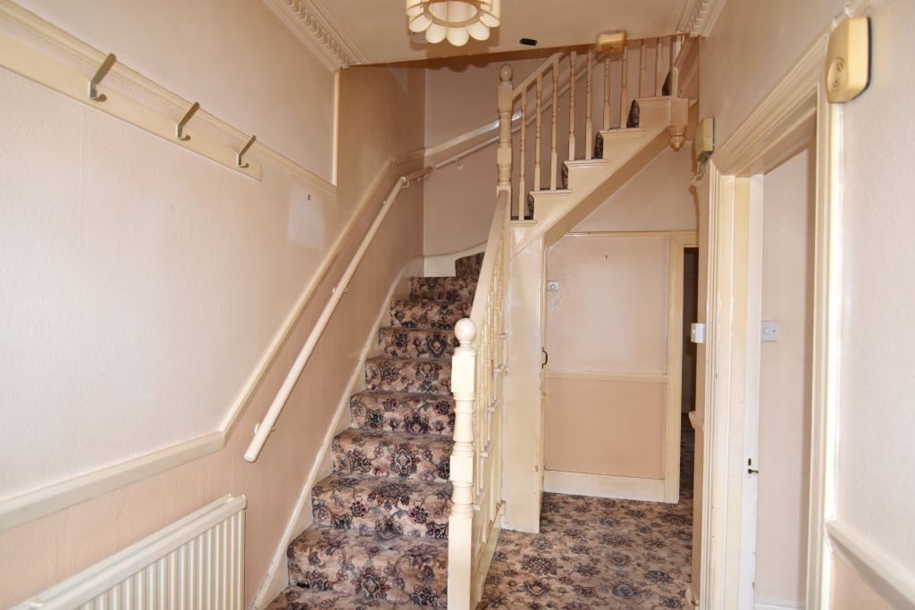 Property photo 3 of 25